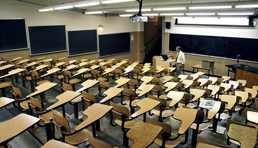 Paese della cultura, | ma senza studio